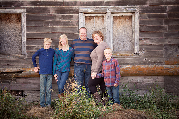 fortsaskatchewanfamilyphotographer-32