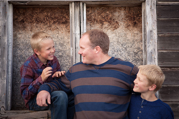 fortsaskatchewanfamilyphotographer-33